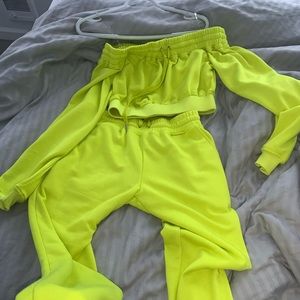 LLIME GREEN TWO PIECE SWEAT SUIT. OFF THE SHOULDER